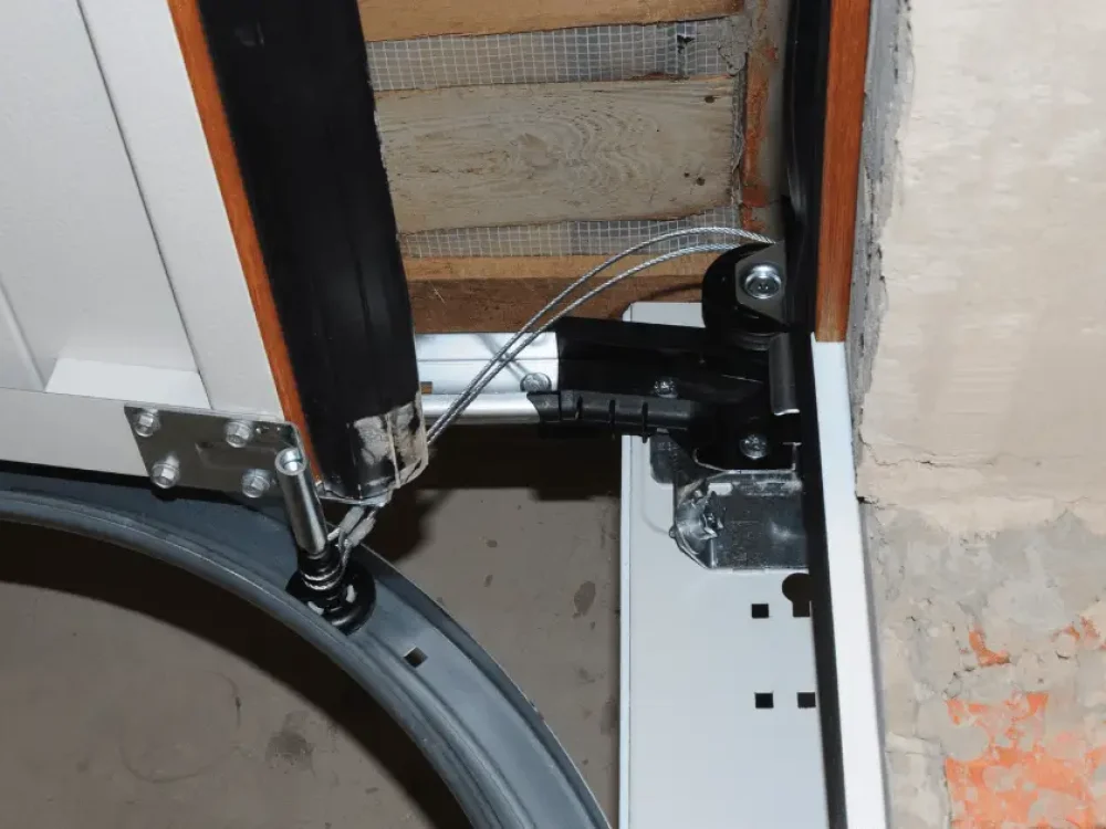 Garage door Tracks repair